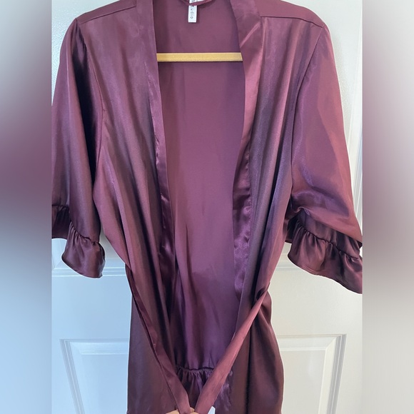 David Bridals Bridal Robe - Picture 4 of 5